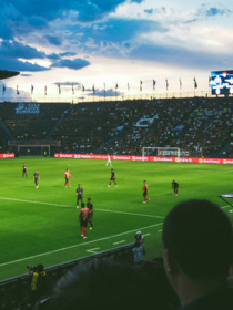 Anmeldelse av de beste fotballbyene i verden